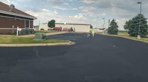 Best Asphalt Driveway Installation  in Rialto, CA